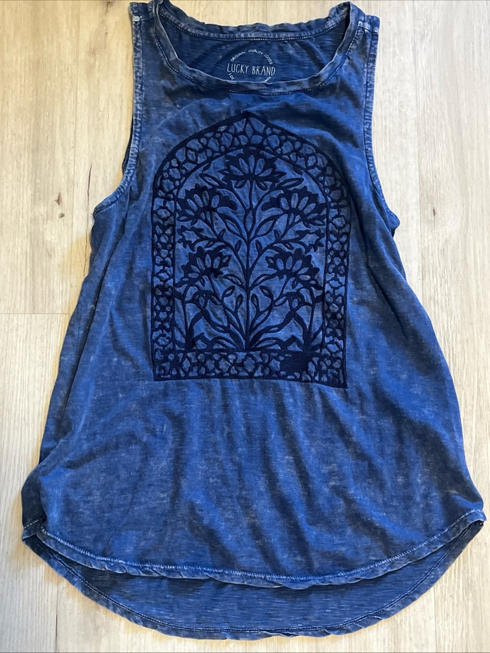 Lucky Brand Navy Blue Acid Wash Floral Arch Tank Top